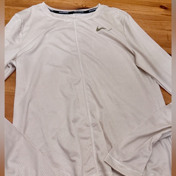 Nike Running Dri Fit striped women S long sleeve active wear - Picture 1 of 8